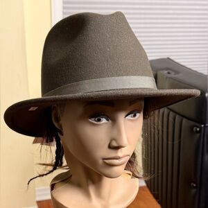 Beautiful Country Gentleman Mens Wilton Wool Fedora  HAT!!! Brand New
